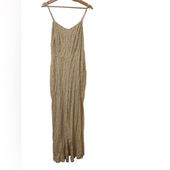 Old Navy Jumpsuit - Picture 1 of 4